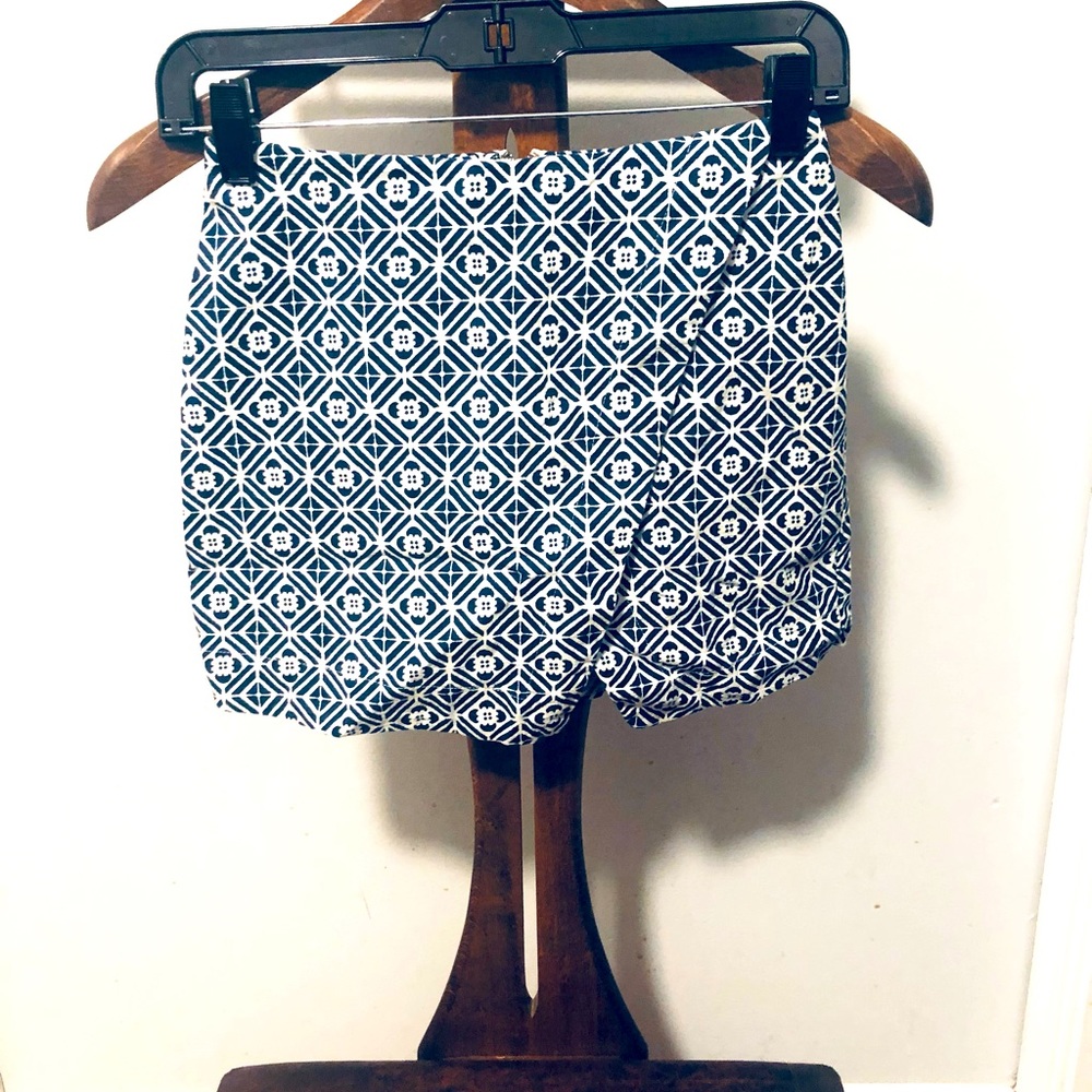 Hollister blue and white Skort size 0